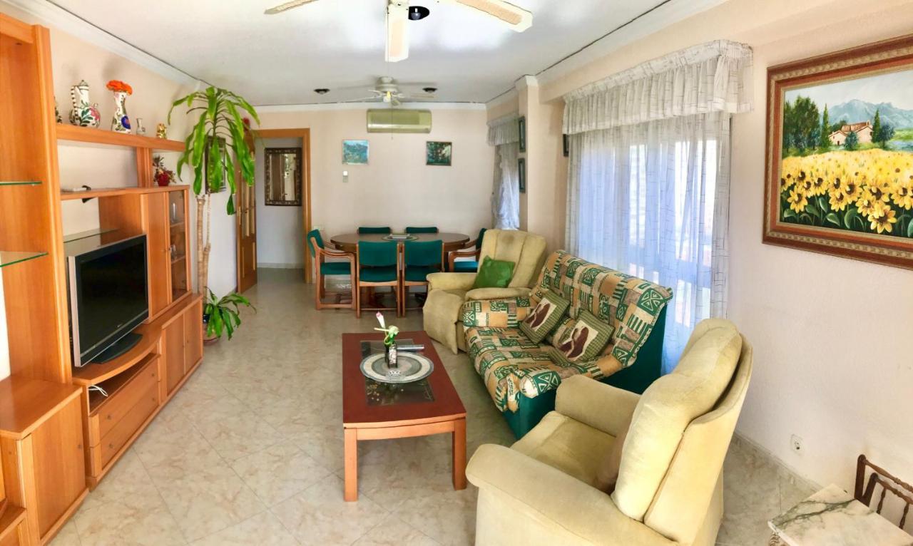 Front Al Mar Apartment